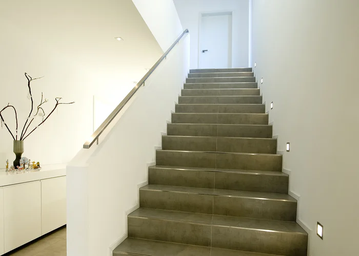 Eingang | Flur | Treppe | 03