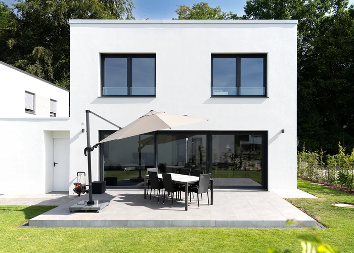 Fritz-Blank-Straße